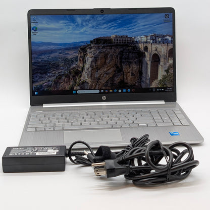 HP NoteBook 15DY2006 ca i3-1115G4 8GB RAM 128GB