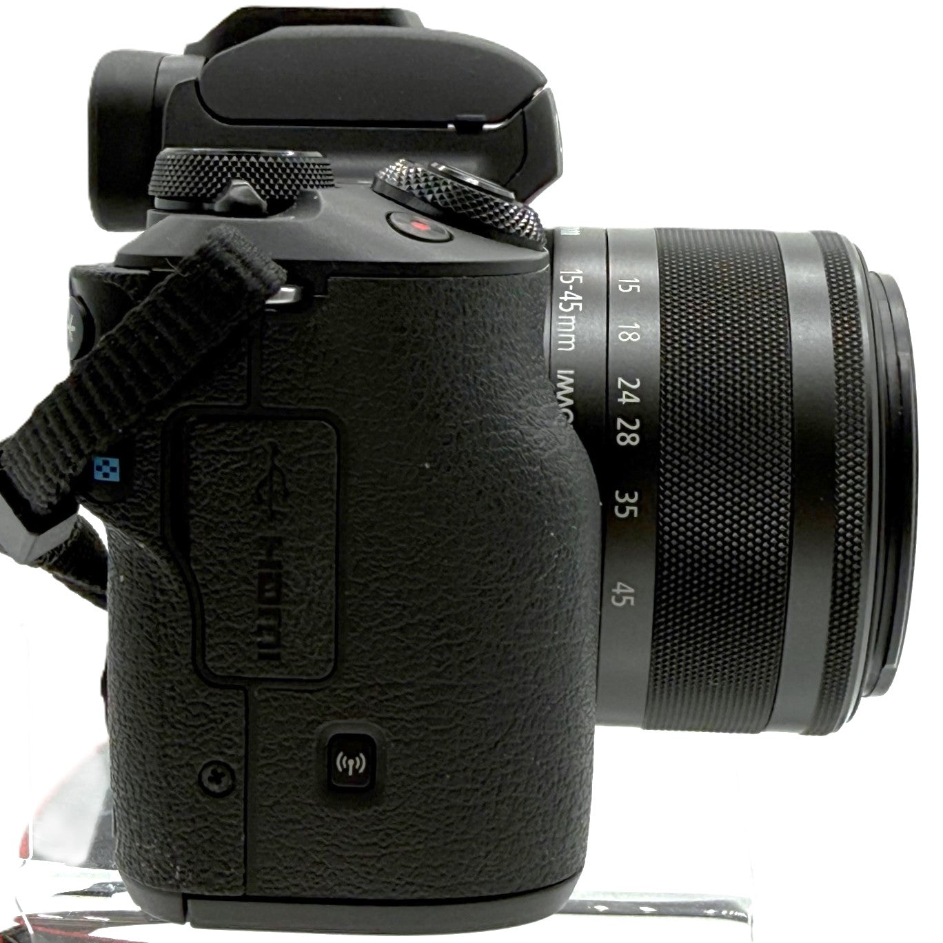 Canon EOS M50 Mirrorless 24.1MP Digital Camera w/15-45mm Lens and 64GB memory card