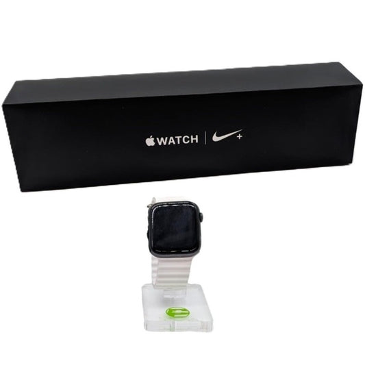 GPS Only Apple Watch Series 4 44MM Space Gray Aluminum White Nike Sport Band